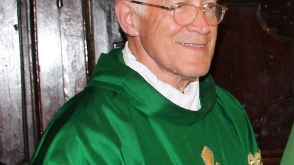 Padre Dario Ravera