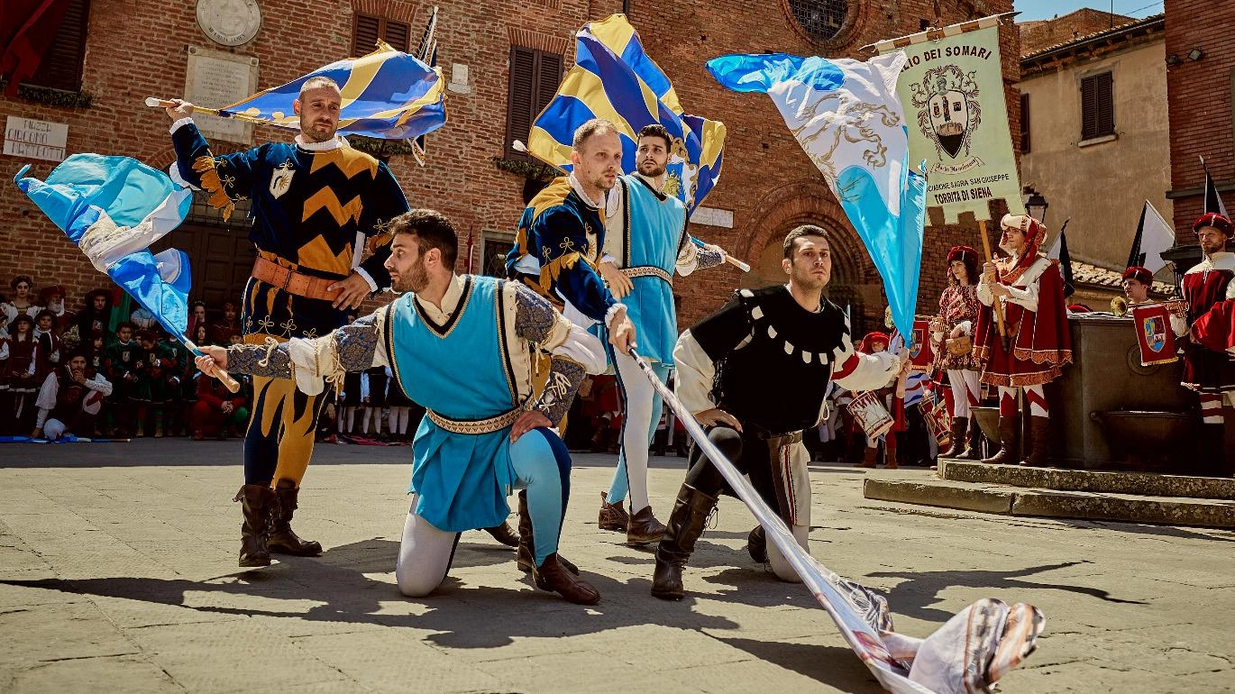 Palio dei Somari Oggi si parte  Estrazione in piazza e  Taverne