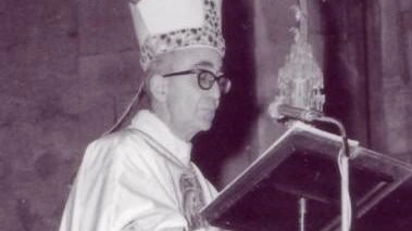 Una messa in memoria dell’ex vescovo Enrico Bartoletti Una messa in memoria dell’ex vescovo Enrico Bartoletti