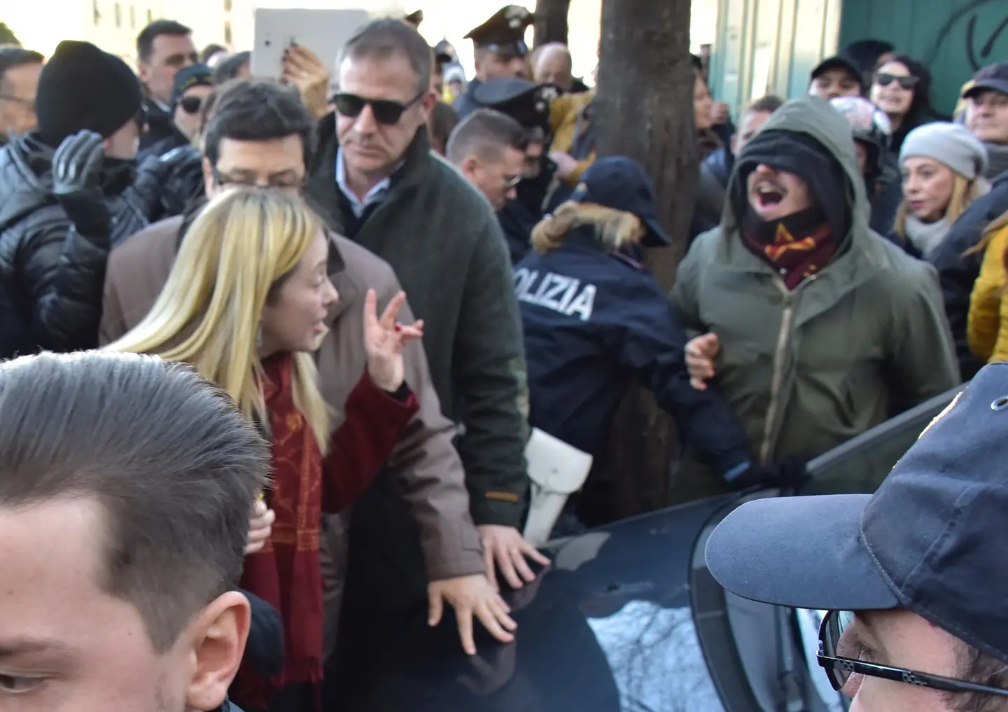 Livorno, Giorgia Meloni aggredita, la solidarietà di Boldrini e Renzi