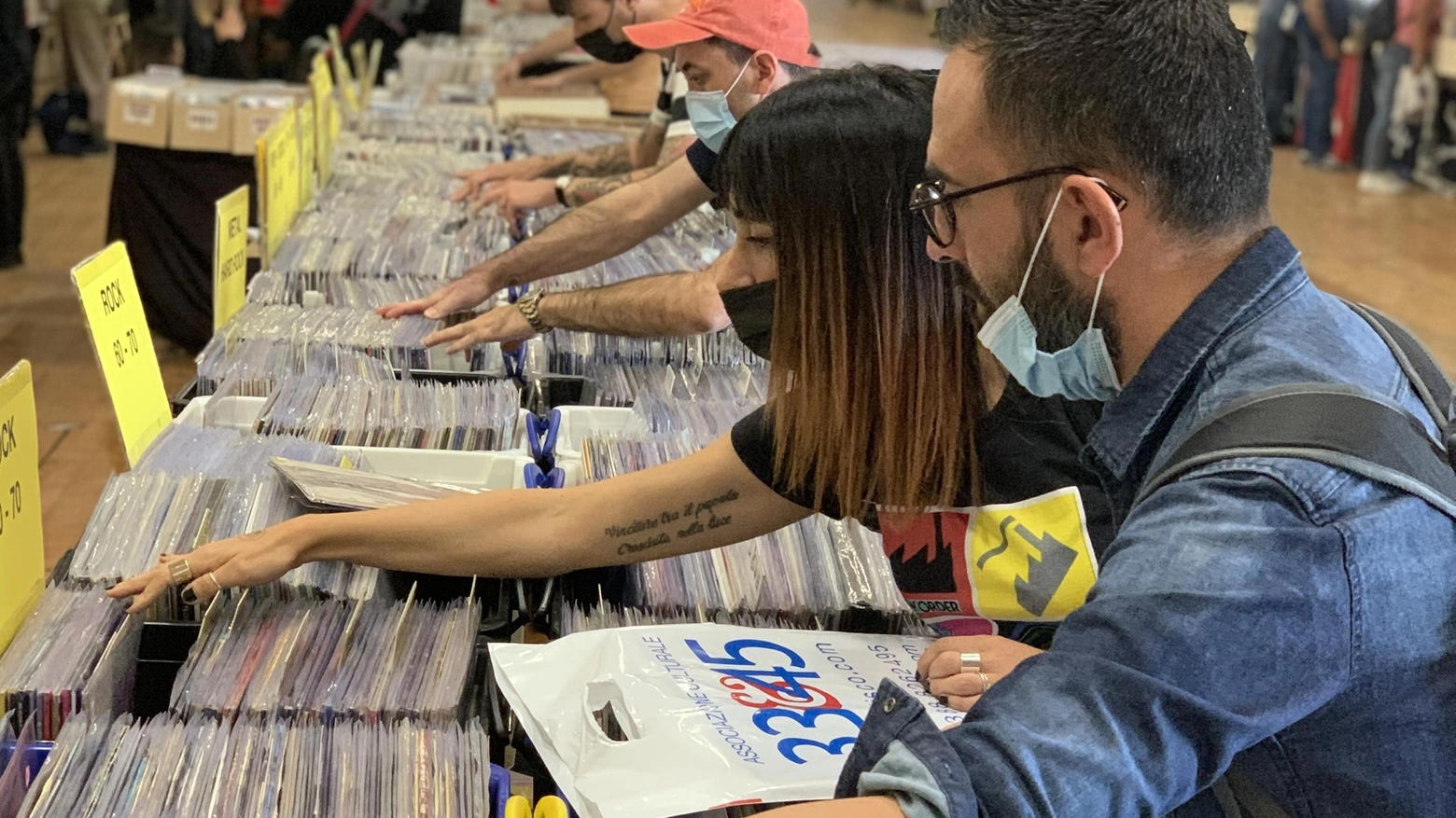 La mostra Benvenuto caro 33 giri Il tartarugone sarà tempio del vinile La mostra Benvenuto caro 33 giri Il tartarugone sarà tempio del vinile