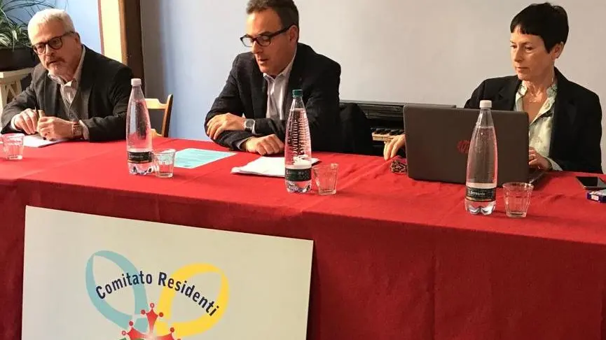 Quartiere di Santa Maria "Posti auto e telecamere No alla riforma dei Cpt" Quartiere di Santa Maria "Posti auto e telecamere No alla riforma dei Cpt"