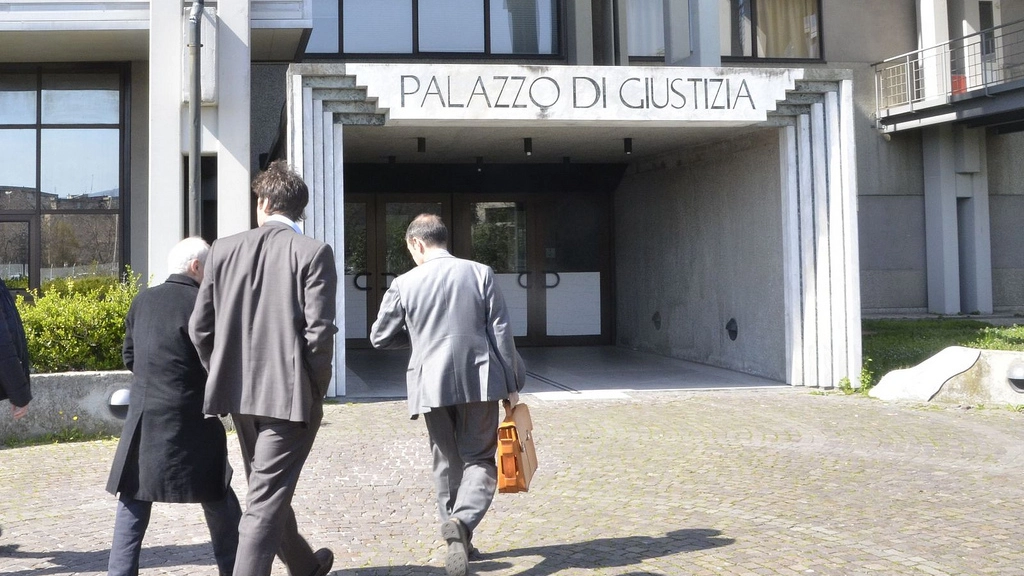 Il tribunale di Prato (foto d'archivio)