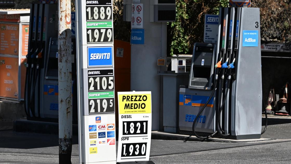 Gasolina cara, verde a 2,3€ en la Toscana