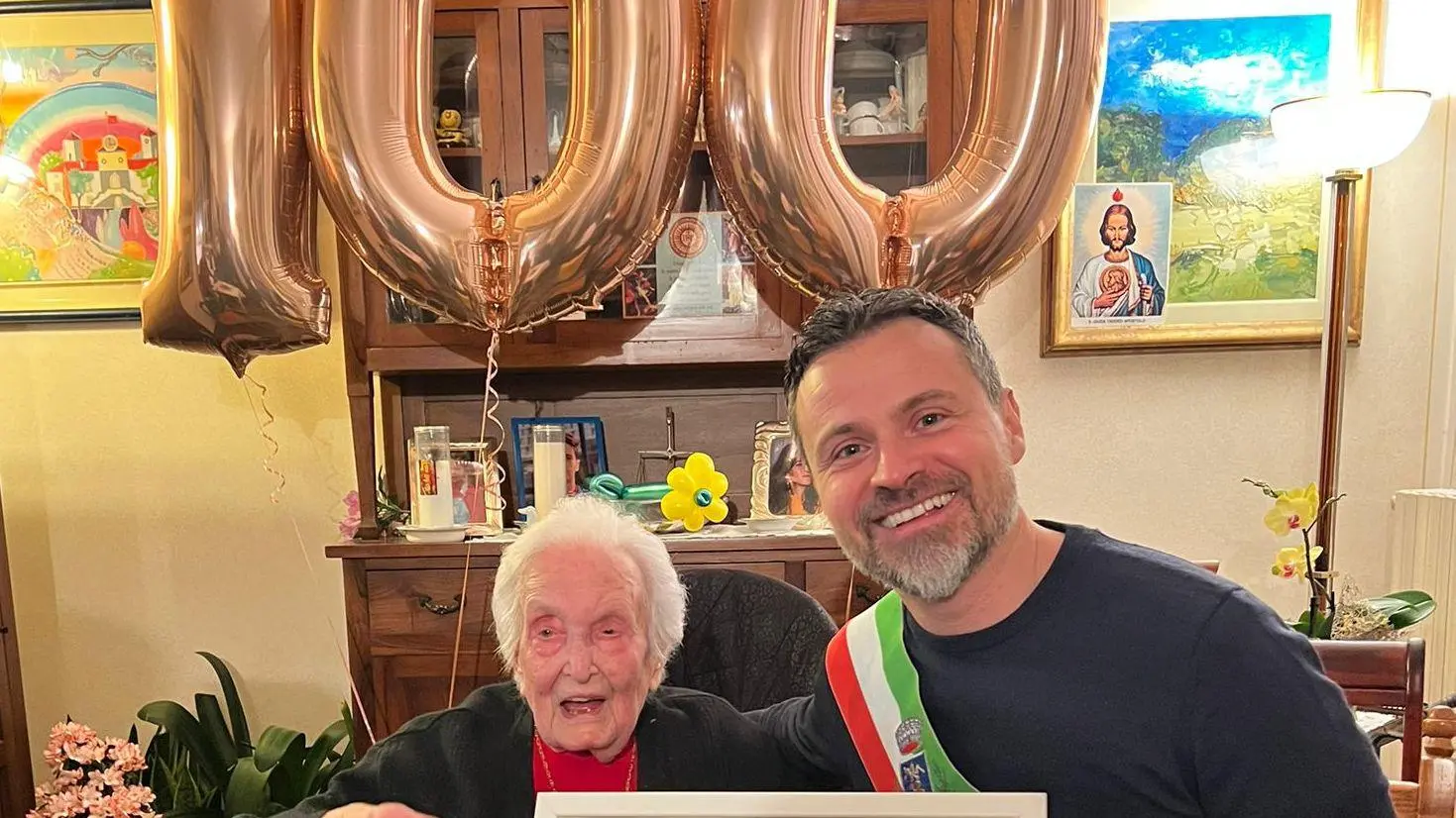 Le cento candeline di Iolanda Baldi Gli auguri del sindaco e di tutta la città Le cento candeline di Iolanda Baldi Gli auguri del sindaco e di tutta la città
