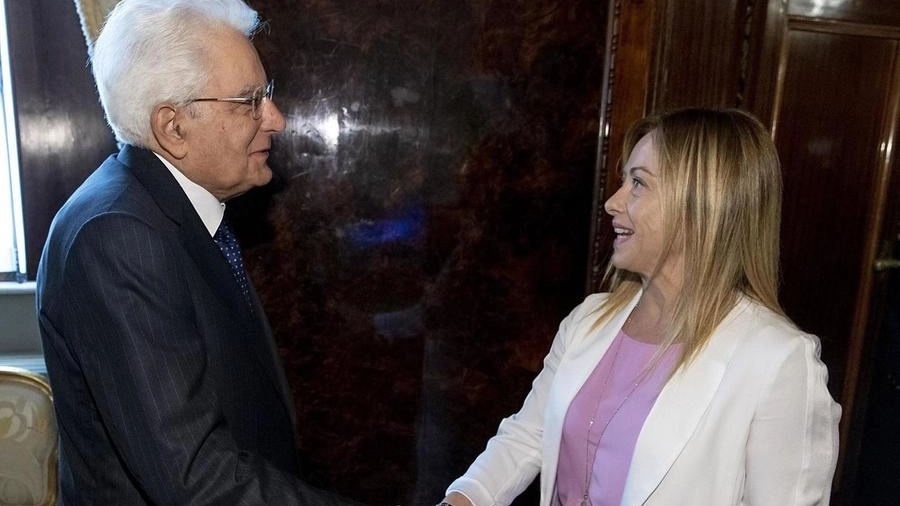 Giorgia Meloni e il presidente della Repubblica Mattarella