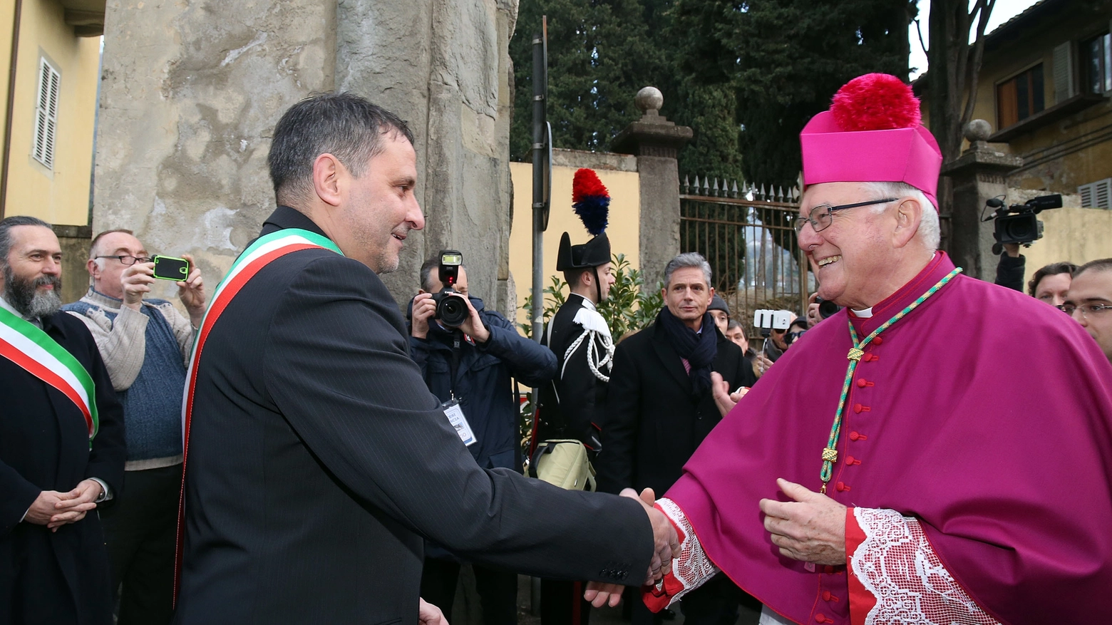 Il sindaco Giurlani col vescovo Filippini