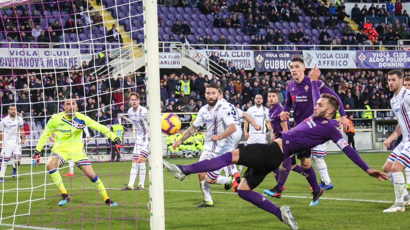 Fiorentina-Sampdoria, il gol del 3-3 di Pezzella (Germogli)