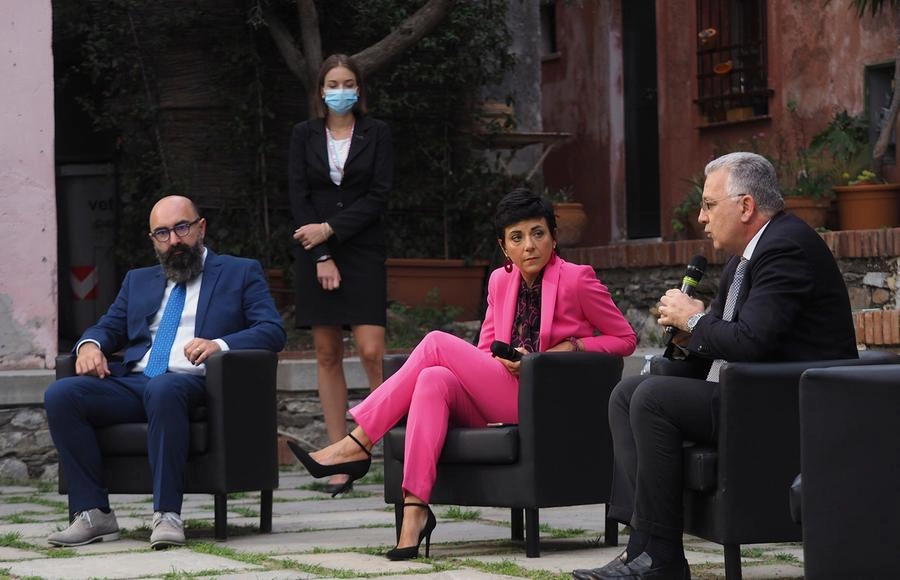 immagine di sfondo 1