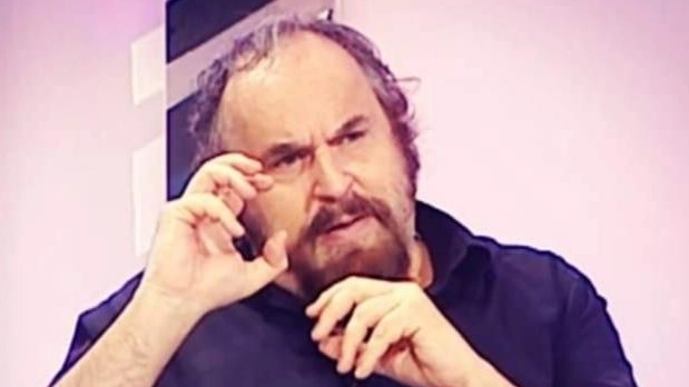 "Accanimento personale orchestrato da teatranti di sinistra, con l’avallo della destra" "Accanimento personale orchestrato da teatranti di sinistra, con l’avallo della destra"