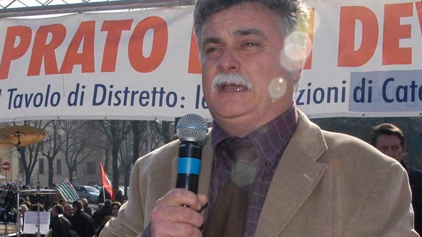 Manuele Marigolli nel 2009, al corteo con 10mila persone per il distretto pratese