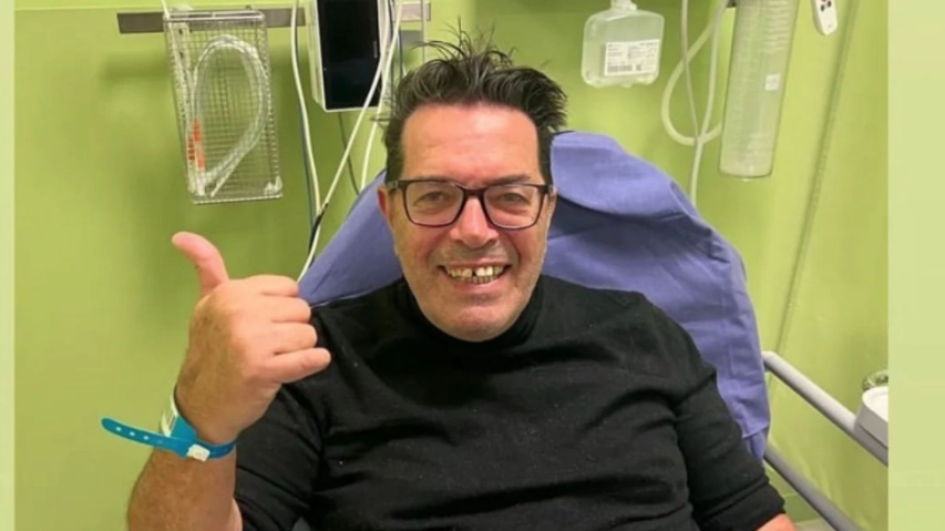 Riccardo Magrini in ospedale: una foto per salutare i fan e rassicurare sulle sue condizioni Riccardo Magrini in ospedale: una foto per salutare i fan e rassicurare sulle sue condizioni