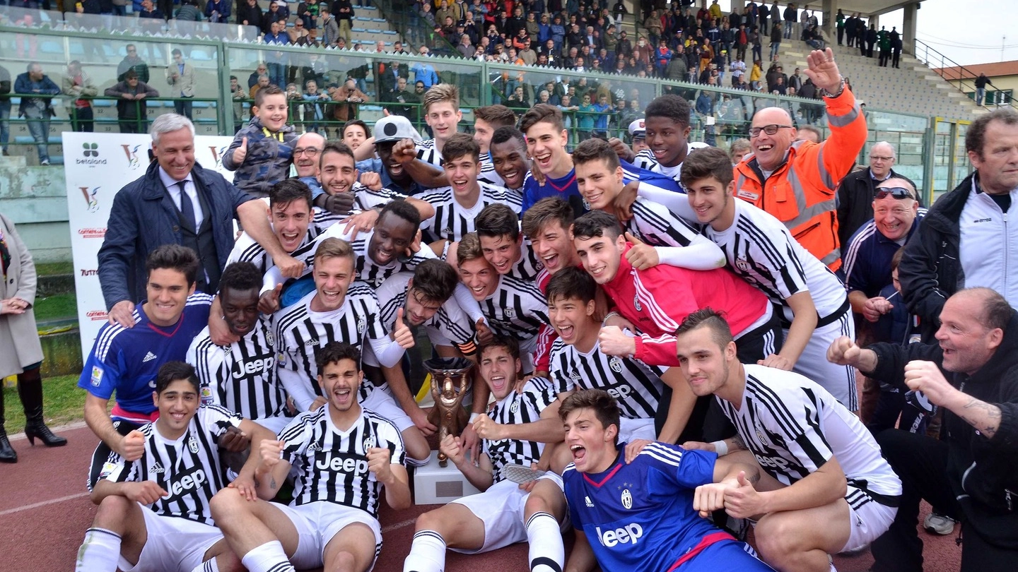 Viareggio Cup, l'esultanza della Juventus (Foto Umicini)