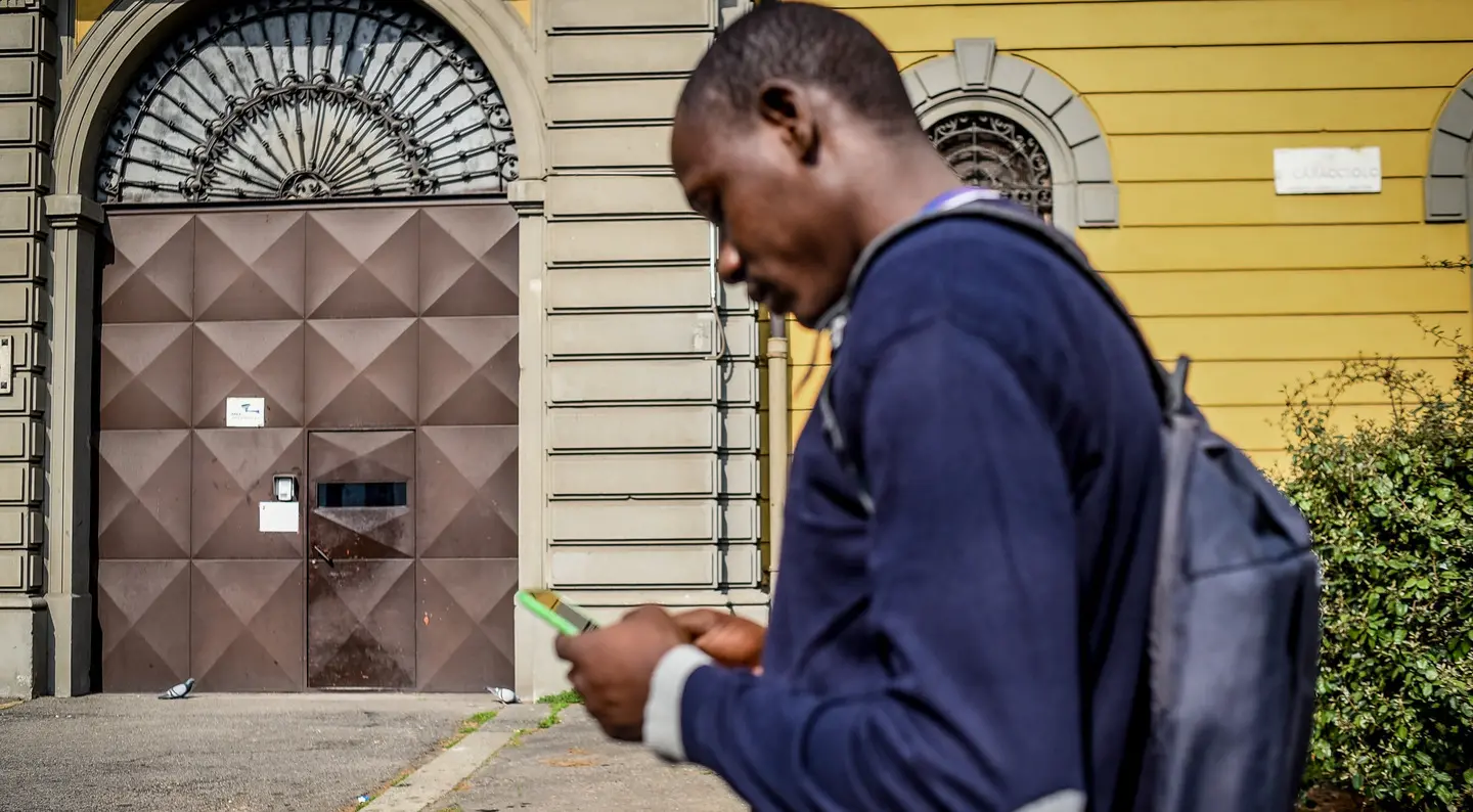 Niente wifi, profughi in rivolta: al Santa Rita arriva la polizia