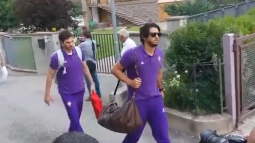 L'arrivo della Fiorentina in hotel a Moena