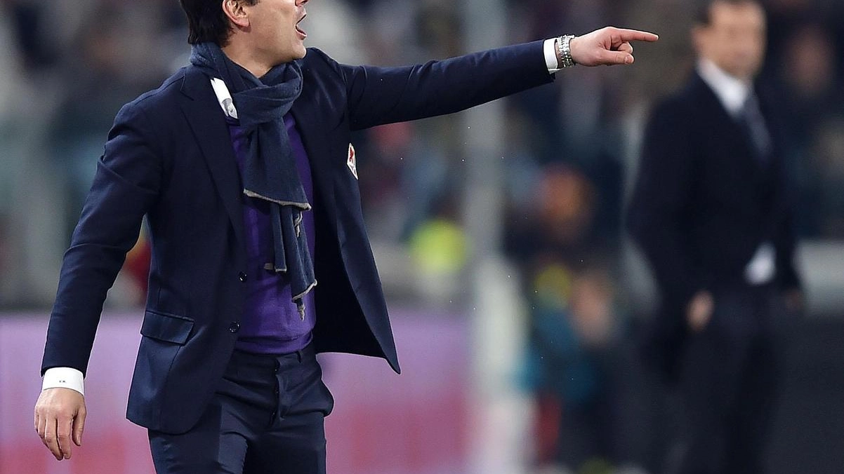 Montella durante Juventus-Fiorentina (Ansa)