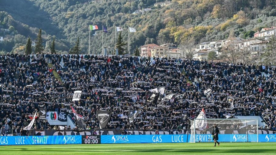 Spezia-Napoli, i tifosi in curva