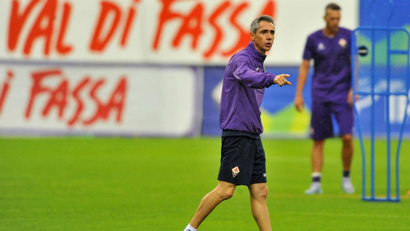 Fiorentina, Paulo Sousa durante il ritiro di Moena nel luglio 2015