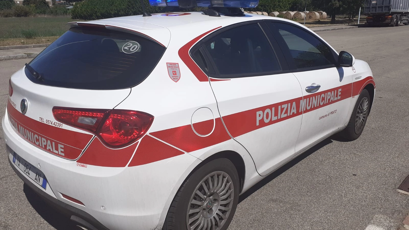 La bimba è stata salvata dall'intervento degli agenti della Municipale La bimba è stata salvata dall'intervento degli agenti della Municipale