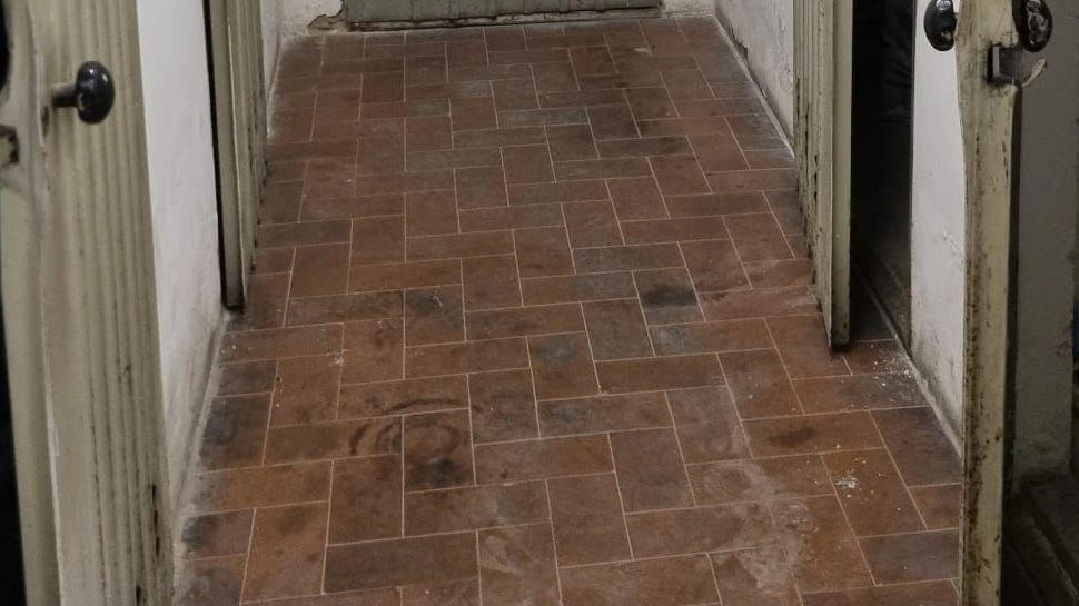 Allarme-furti in zona Cortonese. Ladri scatenati, palazzi nel mirino. Razziati anche garage e fondi
