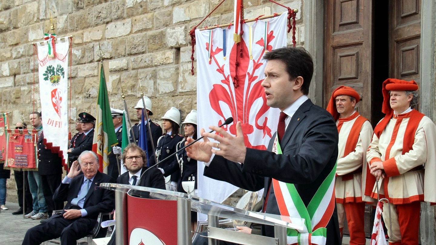 Il sindaco di Firenze, Dario Nardella, durante una celebrazione del 25 aprile