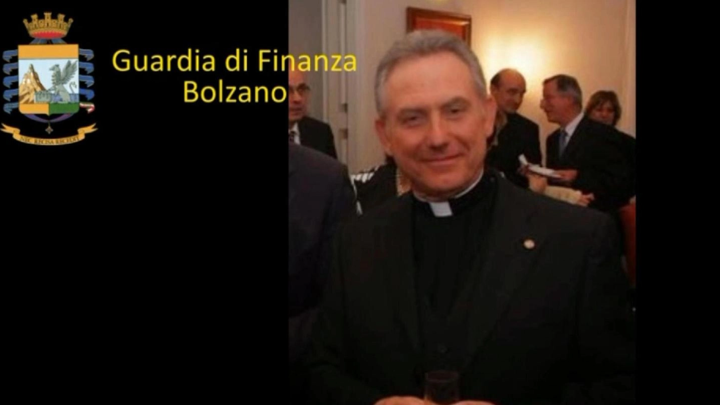 Monsignor Patrizio Benvenuti, arrestato dalla guardia di finanza