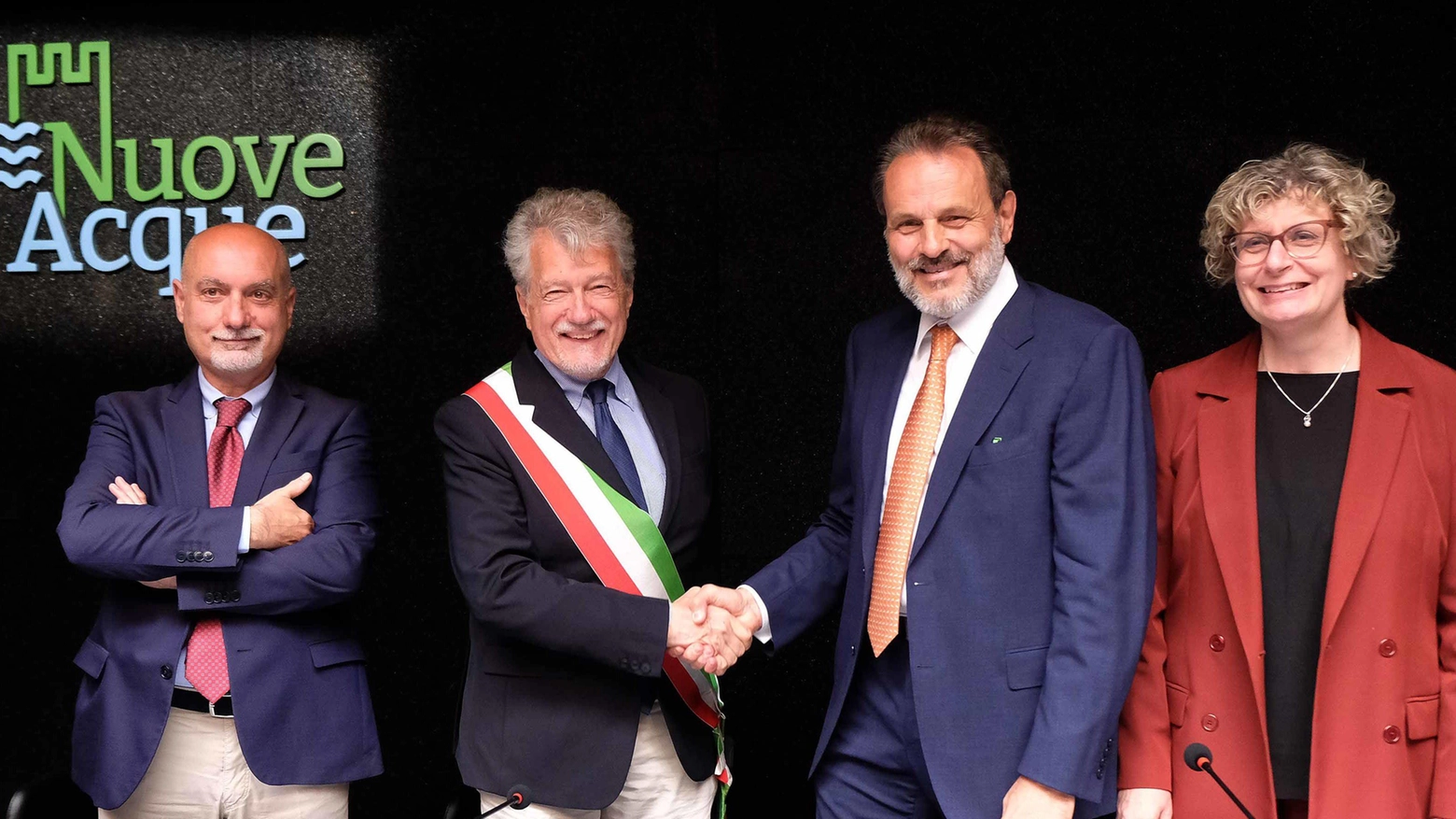 Nuove Acque battezza la sede unica "Servizi migliori con gli uffici accentrati" Nuove Acque battezza la sede unica "Servizi migliori con gli uffici accentrati"