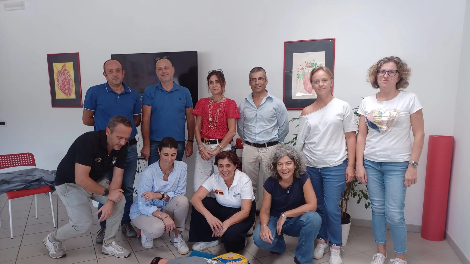 Corso utilizzo defibrillatore Corso utilizzo defibrillatore