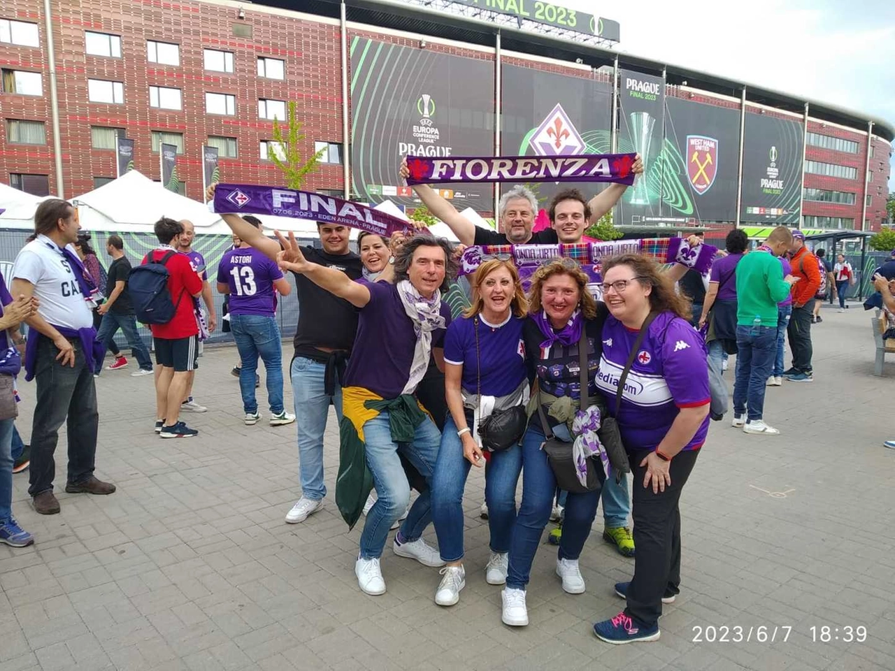 immagine di sfondo 1