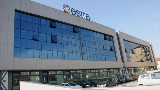 Estra Estra