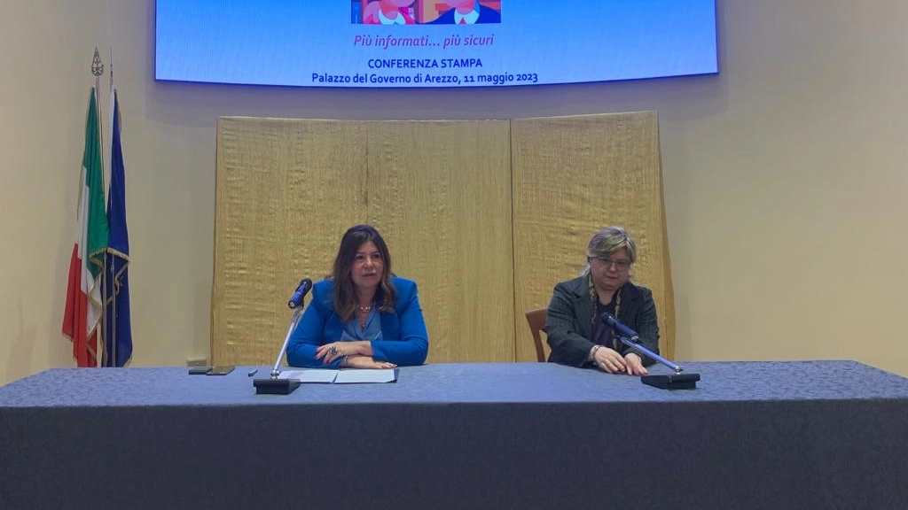 Il prefetto e la vice sindaco Il prefetto e la vice sindaco