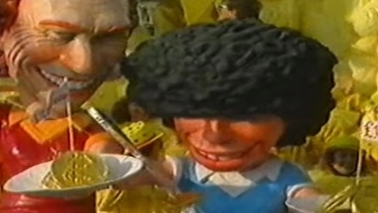 Un frame del video del carnevale di Viareggio su Maradona