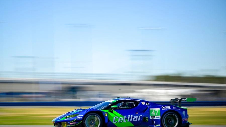 La vettura della Cetilar Racing impegnata nella 24 Ore di Daytona