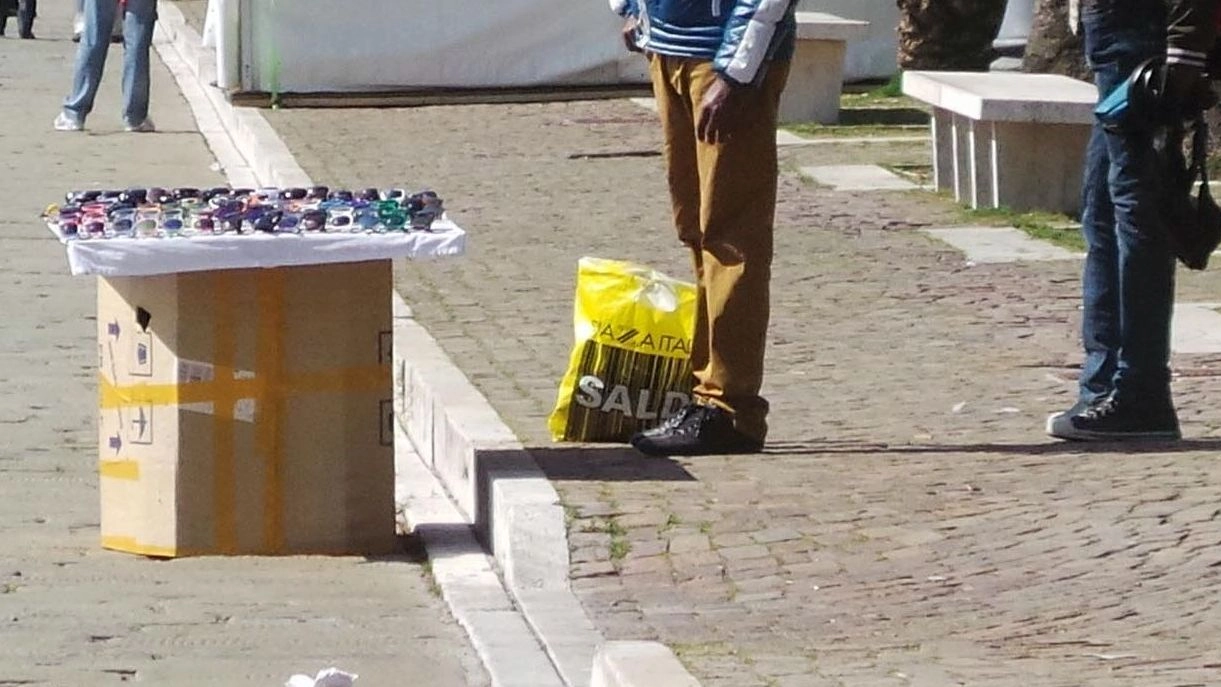 Venditori ambulanti (Foto di repertorio Frascatore)