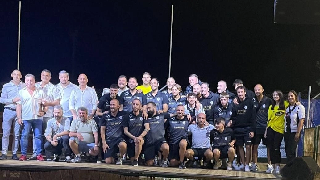 Il Ribolla si presenta a Calcio: Maule "Buon gruppo, nessun obiettivo"
Il Ribolla si presenta a Calcio: Maule "Buon gruppo, nessun obiettivo"