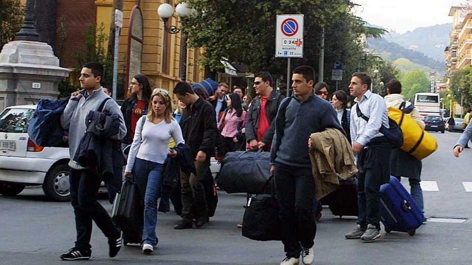 Turisti in arrivo a Montecatini. Sono loro a pagare l’imposta di soggiorno da versare poi al Comune