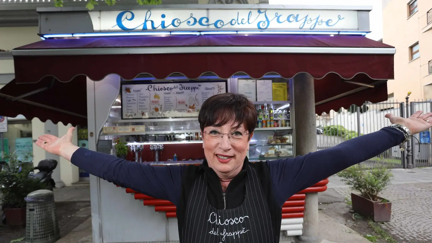 Debora Poggianti, titolare dello storico Chiosco del frappè nel viale Amendola Debora Poggianti, titolare dello storico Chiosco del frappè nel viale Amendola