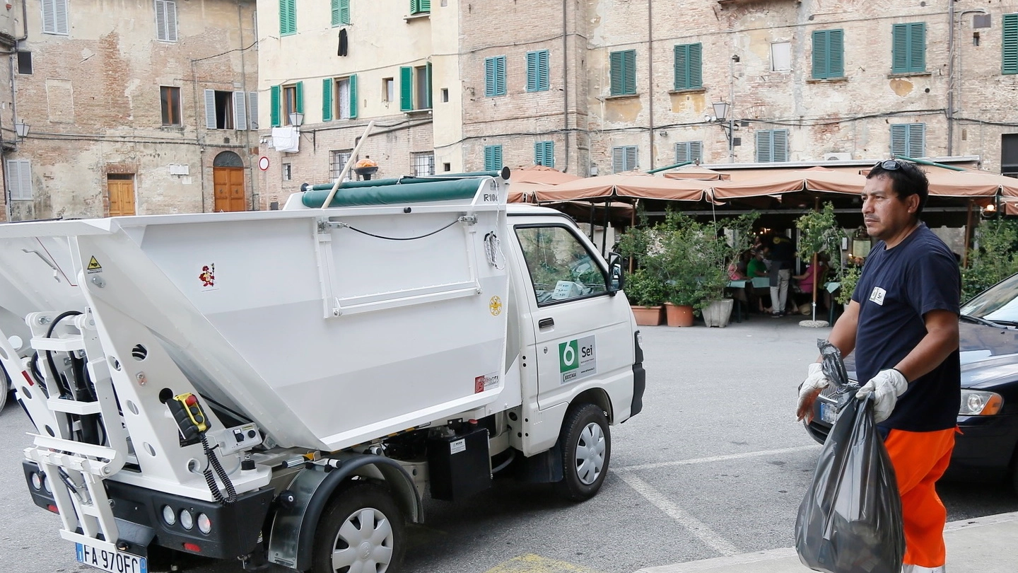 Servizio di raccolta rifiuti a Siena