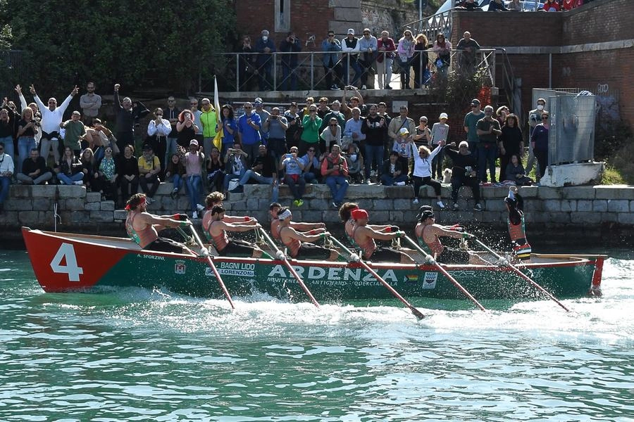 immagine di sfondo 30