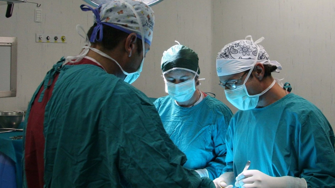 Un'operazione chirurgica (foto d'archivio)