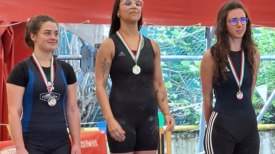 Martina strappa un buon terzo posto all’Open regionale di Pesistica Olimpica Martina strappa un buon terzo posto all’Open regionale di Pesistica Olimpica