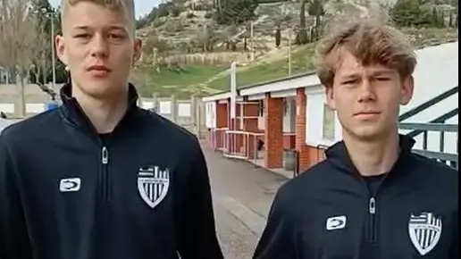 Il messaggio di pace Un ucraino e un russo insieme nello stesso club Il messaggio di pace Un ucraino e un russo insieme nello stesso club