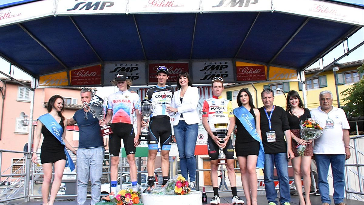 Trofeo Matteotti a Marcialla, il podio (foto Regalami un sorriso onlus)
