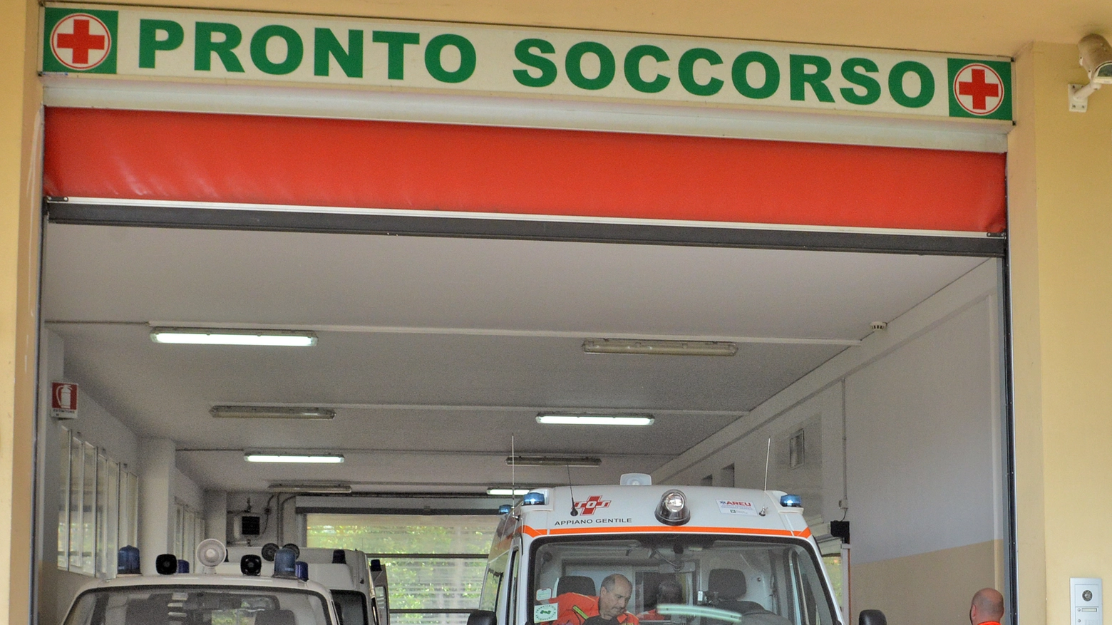 Padre, madre e figlia sono stati portati al pronto soccorso di Orbetello in codice giallo