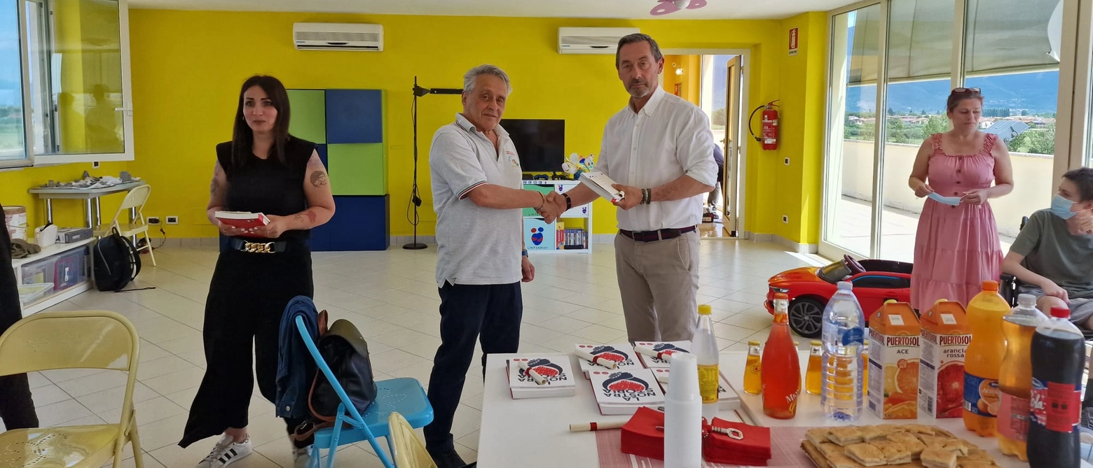 Leucemia e tumori, una "teen zone" in dono dai “Linfoamici”