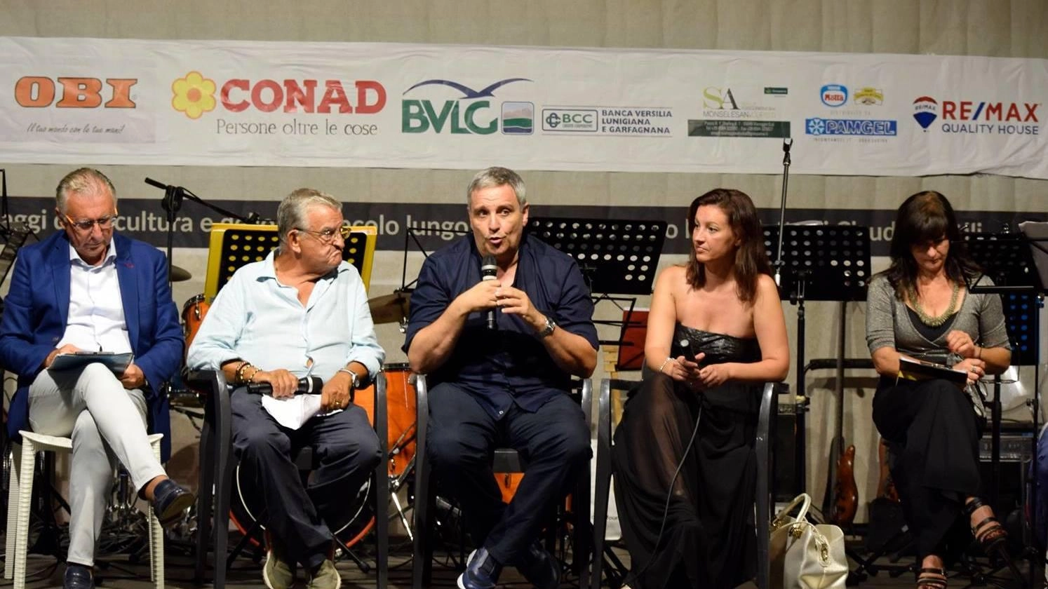 Premio Giallo Camaiore: La Finale il 28 Ottobre - Giurie, Opera Prima, Autori Esordienti
Premio Giallo Camaiore: La Finale il 28 Ottobre - Giurie, Opera Prima, Autori Esordienti