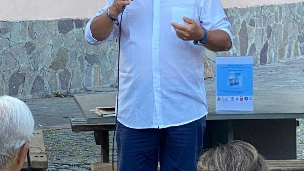 Sabato d’autore. Primo incontro con ‘Frontemare’ Sabato d’autore. Primo incontro con ‘Frontemare’
