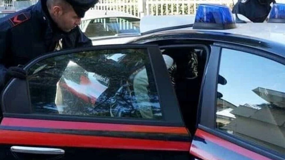 Rapinatore incastrato dal dna. A luglio l’assalto in farmacia . Si era ferito durante la fuga Rapinatore incastrato dal dna. A luglio l’assalto in farmacia . Si era ferito durante la fuga