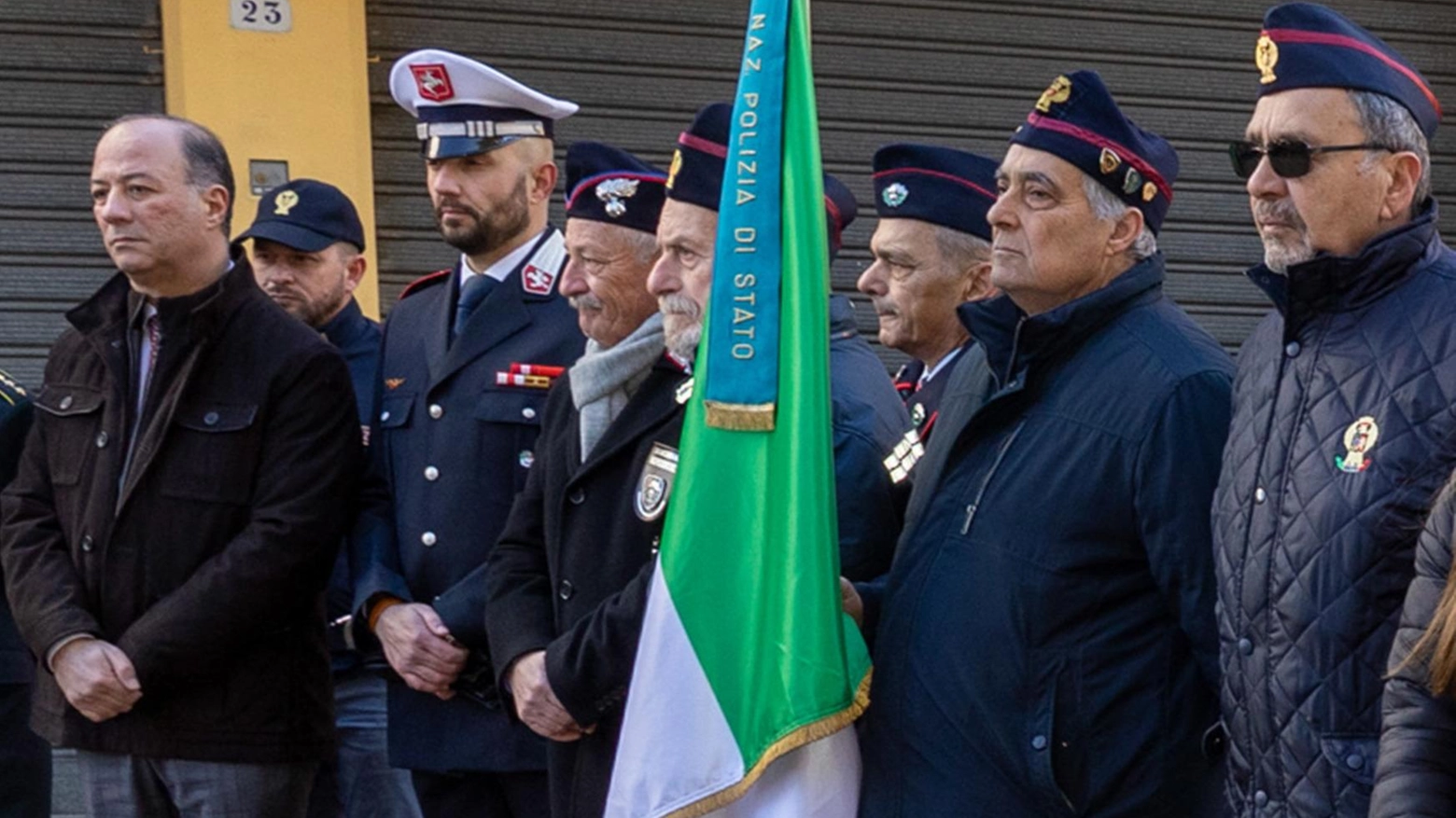Anche l’Associazione nazionale polizia arriva al mercato coperto Anche l’Associazione nazionale polizia arriva al mercato coperto