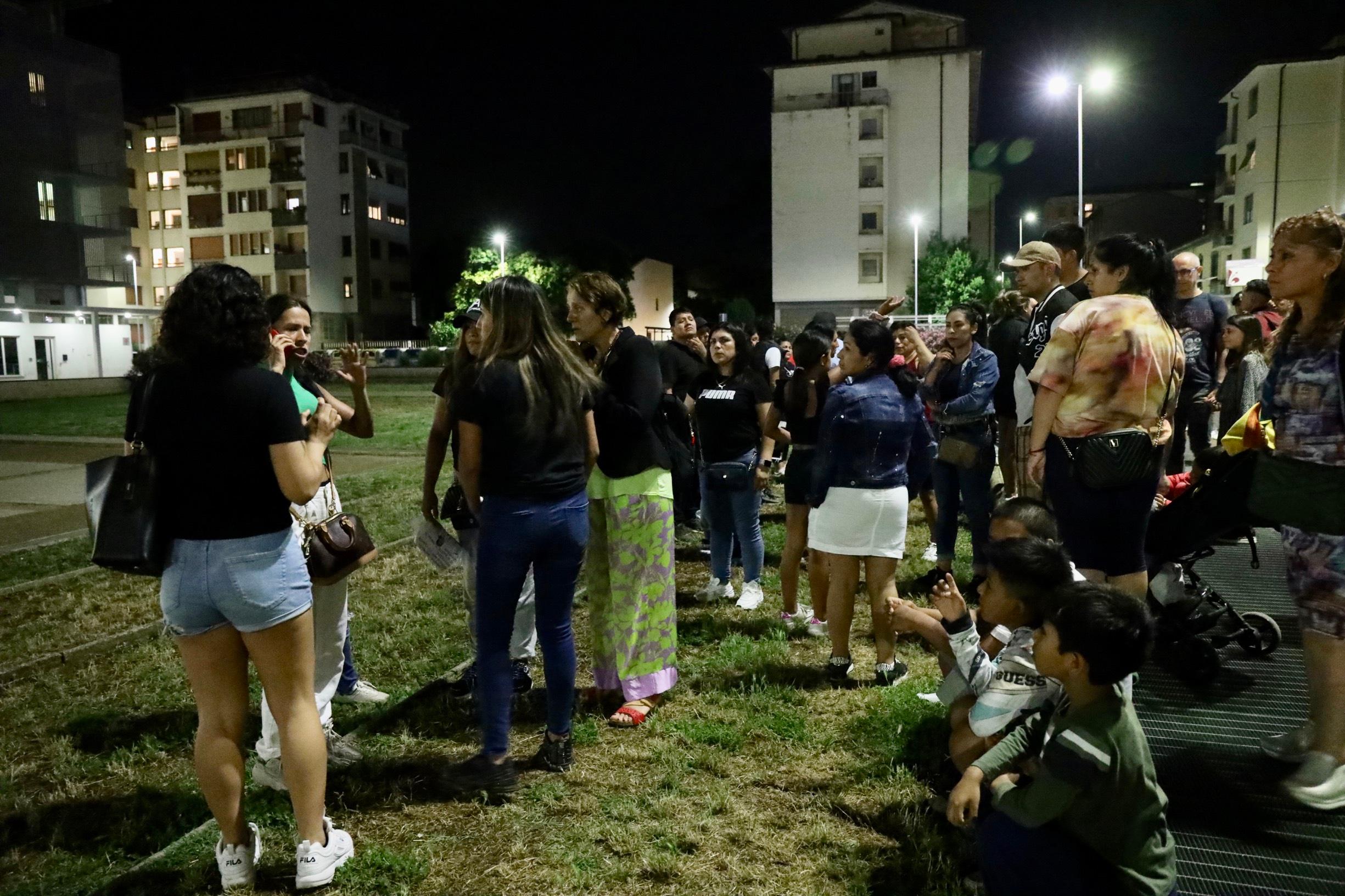 Bimba scomparsa a Firenze, la ricostruzione: è scesa a casa sua, poi il buio